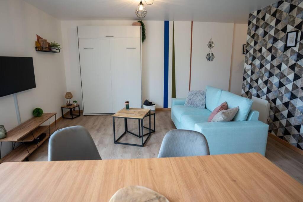 Ferienwohnung La Terrasse Des Bons Jours Charleville-Mézières Exterior foto
